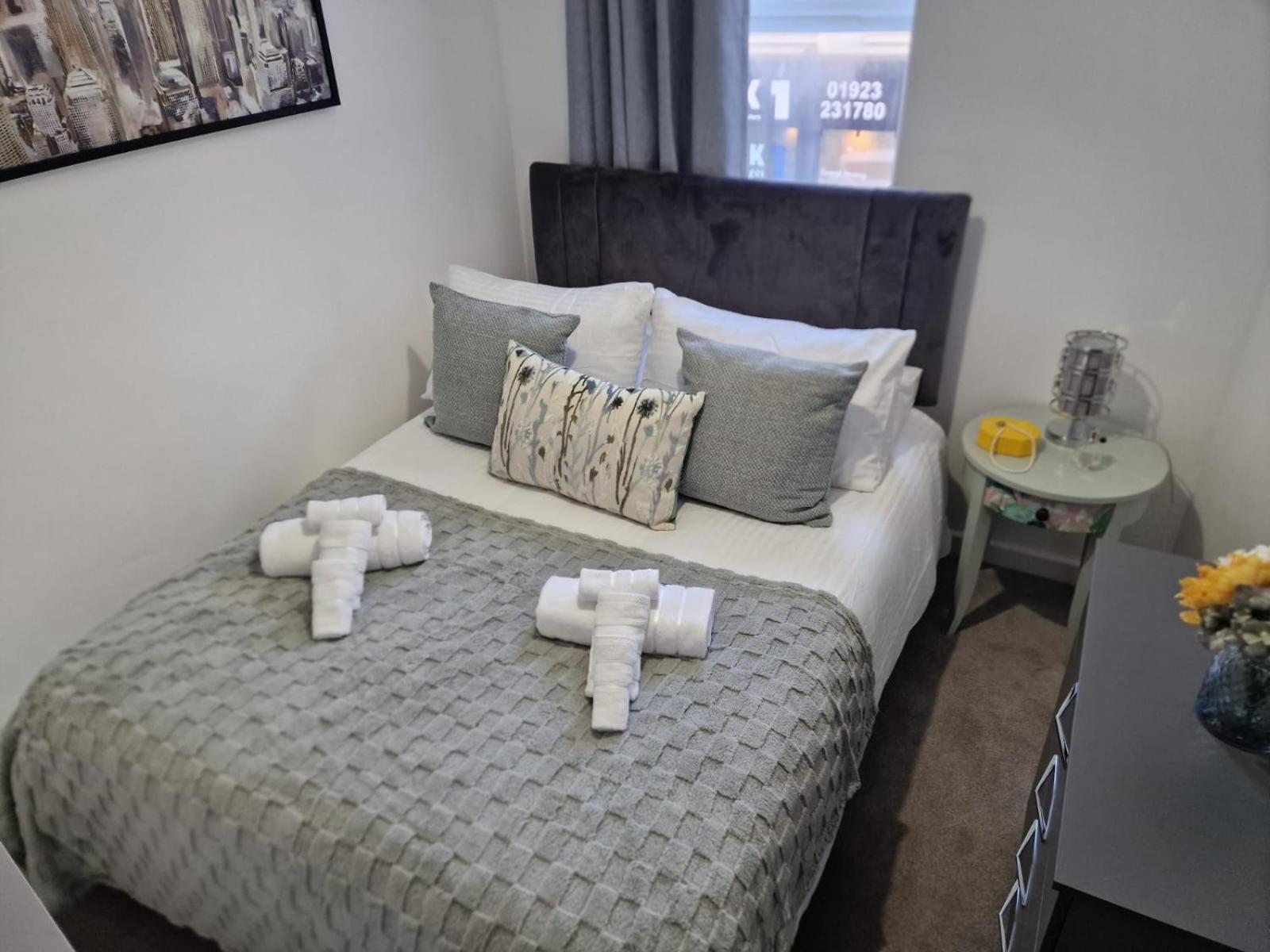 12 B Market Street Watford  Eksteriør billede