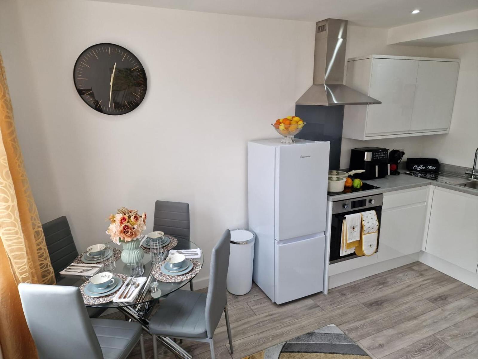 12 B Market Street Watford  Eksteriør billede